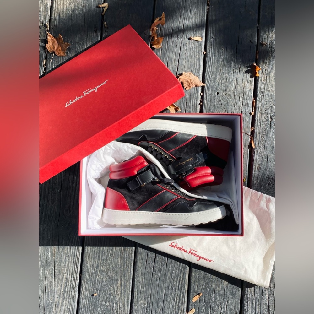Salvatore Ferragamo Mens sneakers